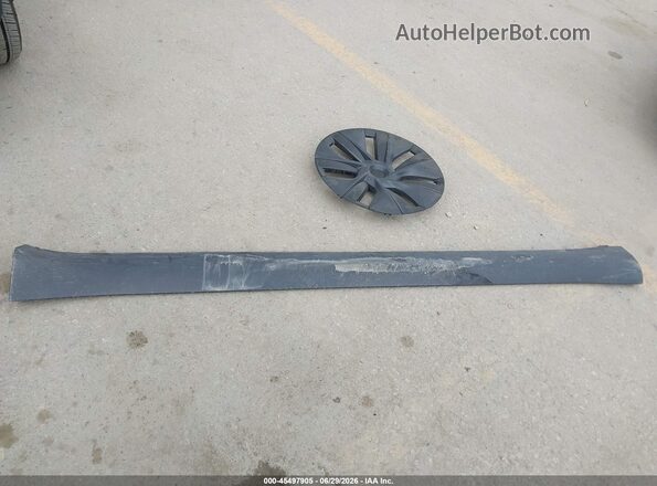 7SAYGAEE5PF909942 2023 TESLA MODEL Y Gray Vista del cuadro de instrumentos