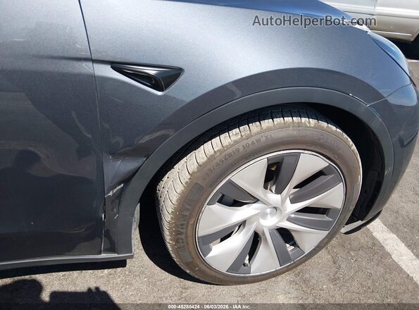 7SAYGAEE5PF967503 2023 TESLA MODEL Y Gray წინა ხედი