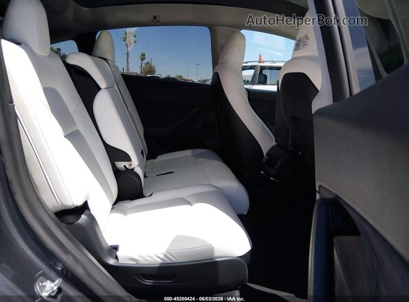 7SAYGAEE5PF967503 2023 TESLA MODEL Y Gray VIN კოდის სტიკერის ხედი