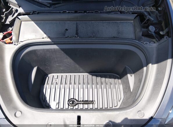 7SAYGAEE5PF967503 2023 TESLA MODEL Y Gray უკანა ხედი