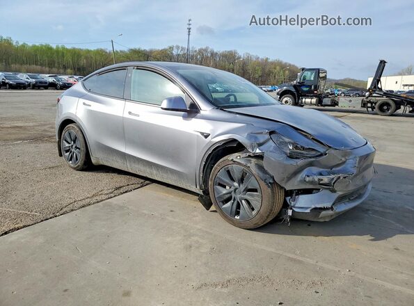 7SAYGAEE5RF171062 2024 TESLA MODEL Серебряный Передняя правая четверть