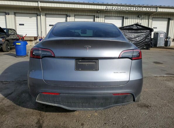7SAYGAEE5RF171062 2024 TESLA MODEL Серебряный Вид сзади