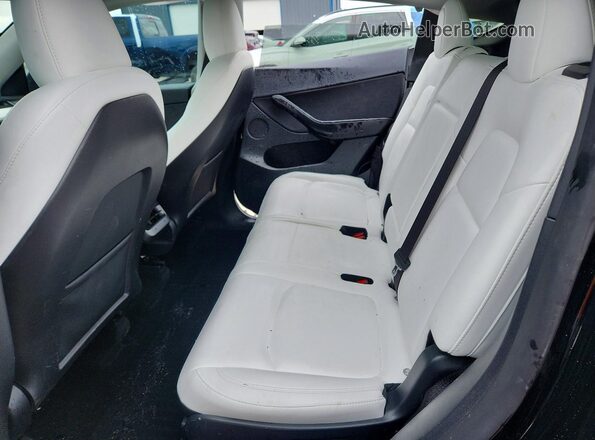 7SAYGAEE6PF855728 2023 TESLA MODEL Черный Вид задней части салона