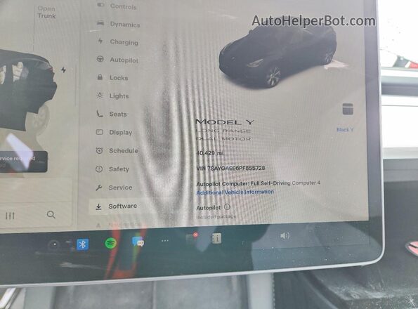 7SAYGAEE6PF855728 2023 TESLA MODEL Черный Вид щитка приборов