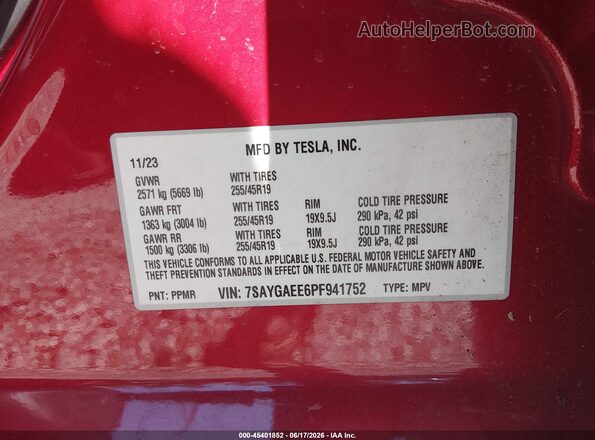 7SAYGAEE6PF941752 2023 TESLA MODEL Y Красный Вид подкапотного пространства