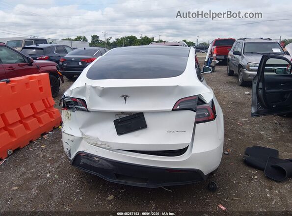 7SAYGAEE6RF157042 2024 TESLA MODEL Y Белый 