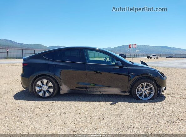 7SAYGAEE7NF505148 2022 TESLA MODEL Y Black ხელსაწყოთა პანელის ხედი