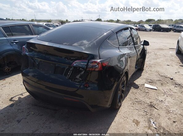 7SAYGAEE7RF092041 2024 TESLA MODEL Y Black Rear right