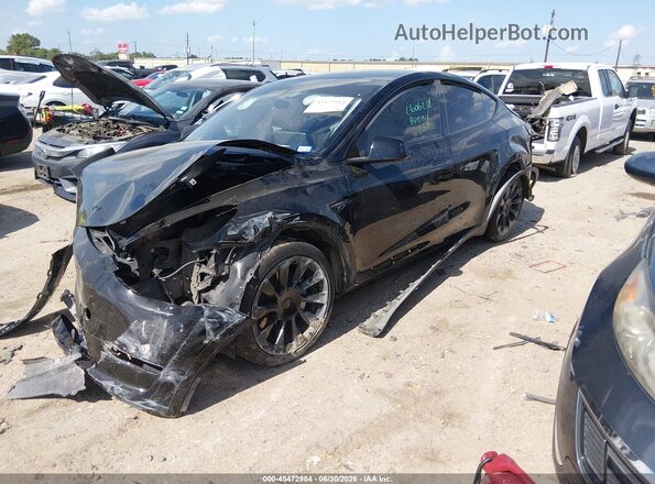 7SAYGAEE7RF092041 2024 TESLA MODEL Y Black Front left