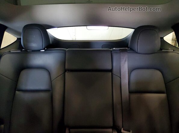 7SAYGAEE8PF972226 2023 TESLA OTHER Серебряный Вид задних сидений