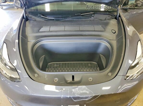 7SAYGAEE8PF972226 2023 TESLA OTHER Серебряный Вид подкапотного пространства