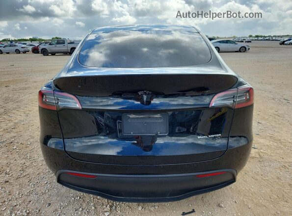 7SAYGAEE9NF337349 2022 TESLA MODEL Черный Вид сзади