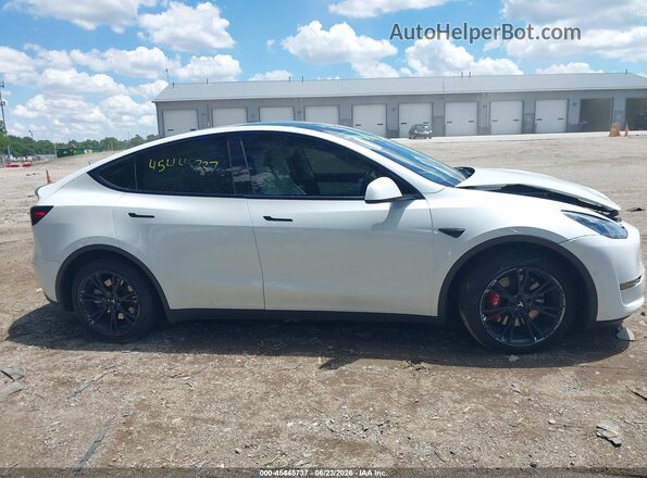 7SAYGAEE9NF427892 2022 TESLA MODEL Y Белый Вид щитка приборов