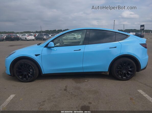 7SAYGAEE9PF645026 2023 TESLA MODEL Y Blue 360 interior view