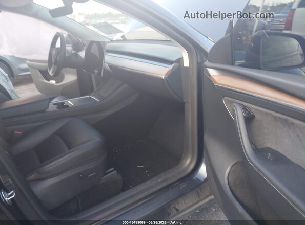 7SAYGAEE9SF221936 2025 TESLA MODEL Y Серый Вид салона спереди