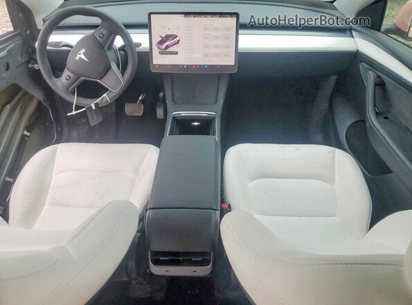 7SAYGAEEXRF020105 2024 TESLA MODEL Two Tone Dashboard view