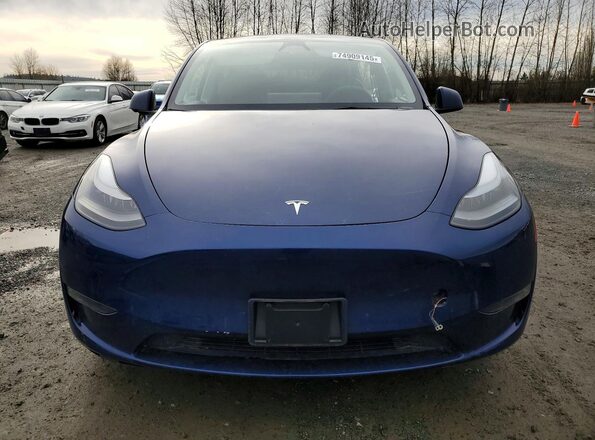 7SAYGAEEXRF982646 2024 TESLA MODEL Blue Widok z przodu