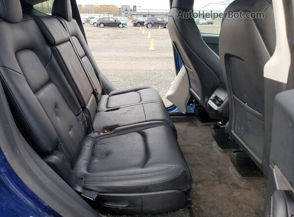 7SAYGAEEXRF982646 2024 TESLA MODEL Blue Widok wnętrza z tyłu