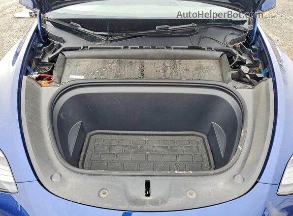 7SAYGAEEXRF982646 2024 TESLA MODEL Blue Widok komory silnika