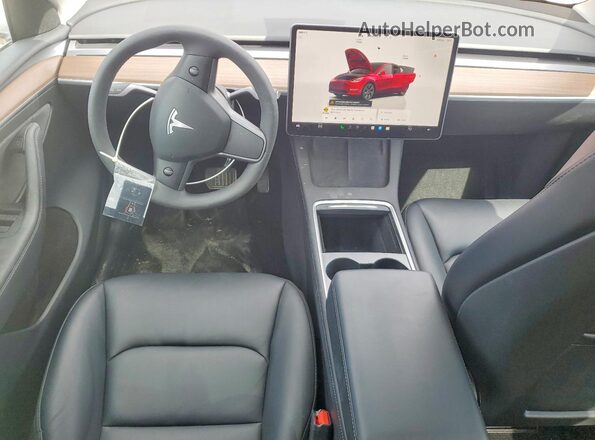 7SAYGDED0RF133442 2024 TESLA MODEL Red Vista del salpicadero