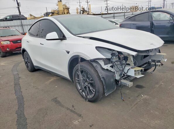 7SAYGDED0SF242568 2025 TESLA MODEL Белый Передняя правая четверть