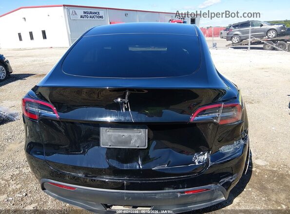 7SAYGDED0SF242831 2025 TESLA MODEL Y Black 