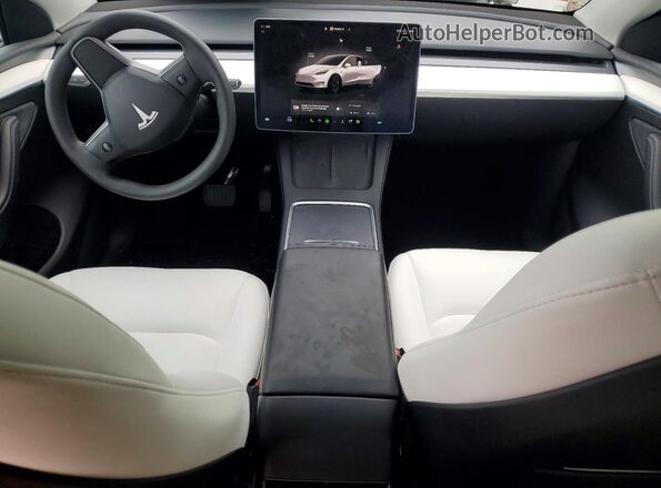 7SAYGDED0SF281595 2025 TESLA MODEL White Vista del salpicadero