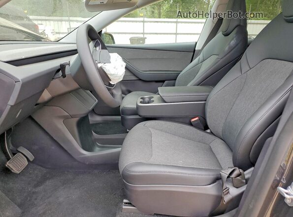 7SAYGDED0TA591079 2026 TESLA MODEL Серый Вид салона спереди
