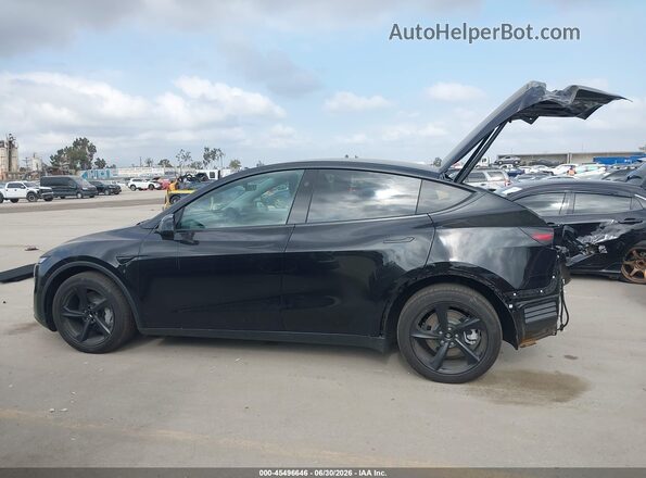 7SAYGDED0TF425406 2026 TESLA MODEL Y Black 360 interior view