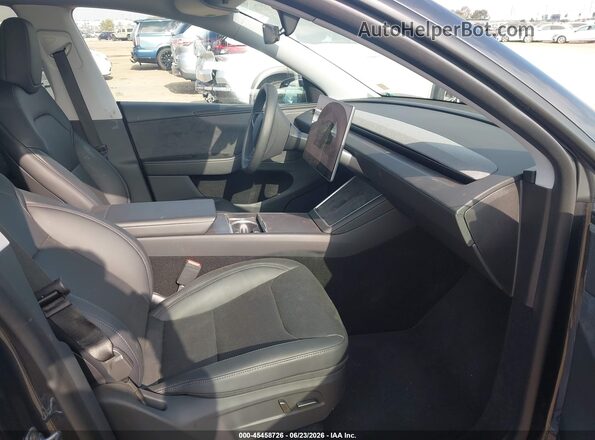 7SAYGDED0TF461032 2026 TESLA MODEL Y Gray Սալոնի դիմացի տեսք