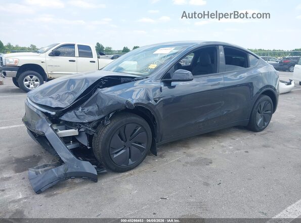 7SAYGDED0TF636024 2026 TESLA MODEL Y Gray Przód lewy