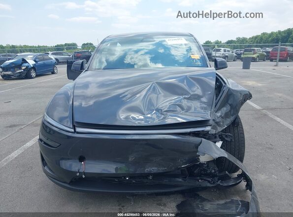 7SAYGDED0TF636024 2026 TESLA MODEL Y Gray Widok deski rozdzielczej