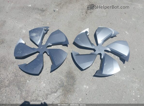 7SAYGDED0TF638288 2026 TESLA MODEL Y Gray Вид панелі приладів