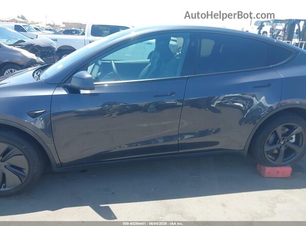 7SAYGDED0TF638288 2026 TESLA MODEL Y Gray Панорамний вид салону 360°