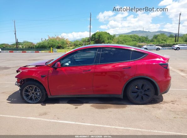 7SAYGDED1RF131005 2024 TESLA MODEL Y Красный Панорамный вид салона 360°