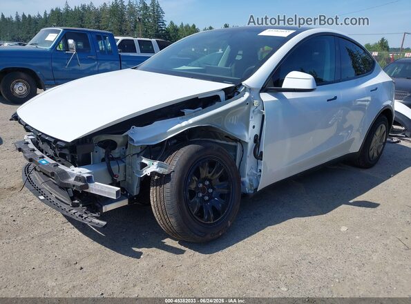 7SAYGDED1TA597862 2026 TESLA MODEL Y White Front left