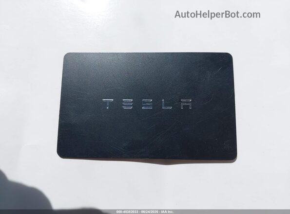 7SAYGDED1TA597862 2026 TESLA MODEL Y White Dashboard view