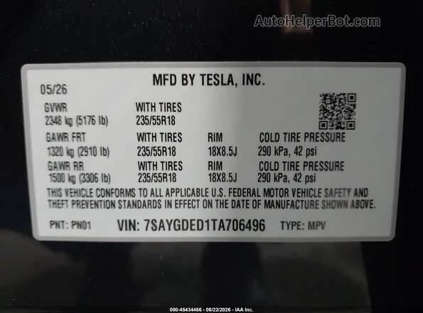 7SAYGDED1TA706496 2026 TESLA MODEL Y Navy Vista del compartimento del motor