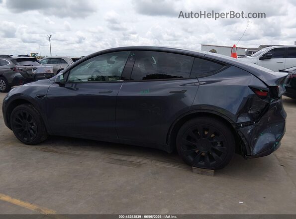 7SAYGDED2PF941823 2023 TESLA MODEL Y Gray 