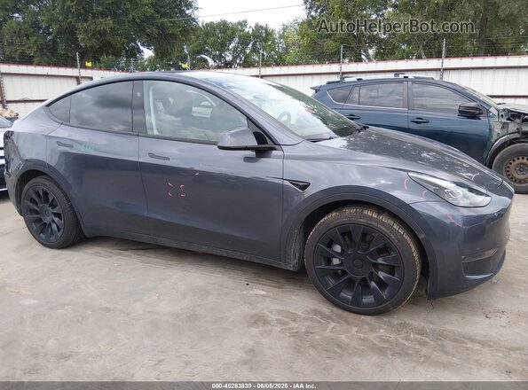 7SAYGDED2PF941823 2023 TESLA MODEL Y Gray Vista interior de 360 grados
