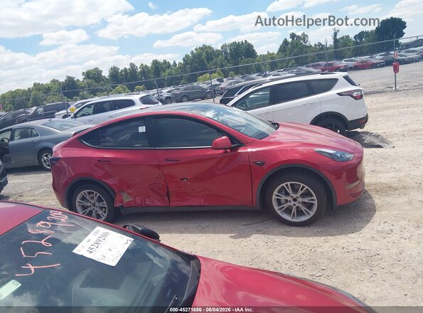 7SAYGDED2PF955964 2023 TESLA MODEL Y Red Սալոնի հետևի տեսք
