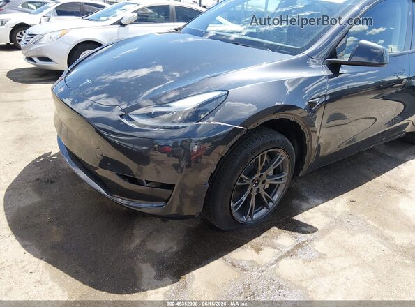 7SAYGDED2RF096457 2024 TESLA MODEL Y Black Вид спереду