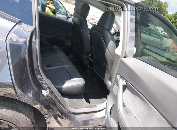 7SAYGDED2RF096457 2024 TESLA MODEL Y Black Вид наклейки з VIN-кодом