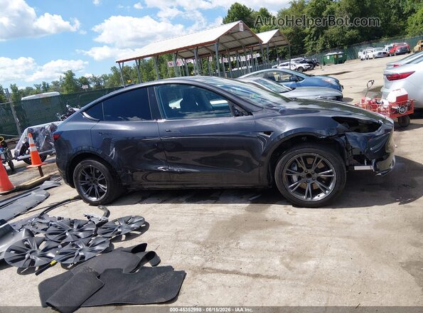7SAYGDED2RF096457 2024 TESLA MODEL Y Black Вид задньої частини салону