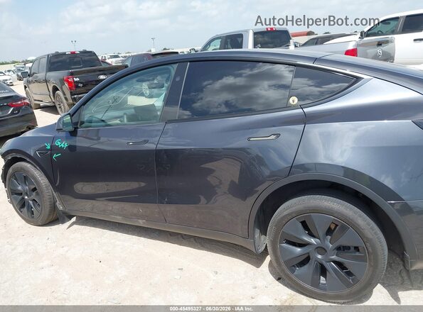 7SAYGDED2SA354866 2025 TESLA MODEL Y Beige უკანა სალონის ხედი