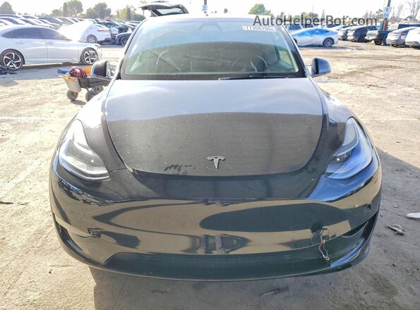 7SAYGDED2SF274082 2025 TESLA MODEL Black Widok z przodu