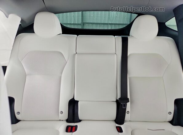 7SAYGDED2TA459375 2026 TESLA MODEL White Հետևի նստատեղերի տեսք