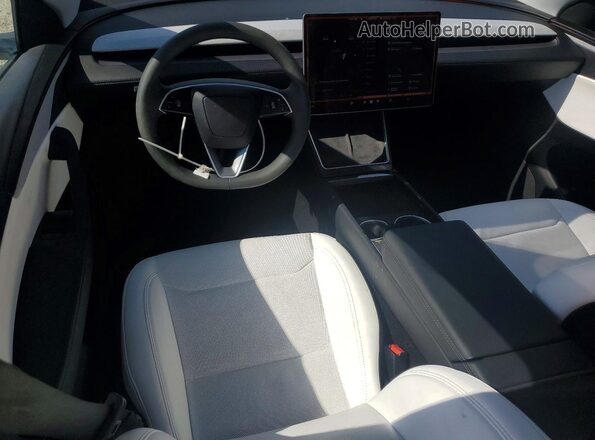 7SAYGDED2TA593724 2026 TESLA MODEL Black Առջևի վահանակի տեսք