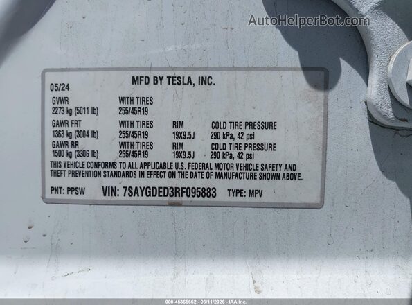 7SAYGDED3RF095883 2024 TESLA MODEL Y Белый Вид подкапотного пространства