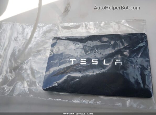 7SAYGDED3RF103416 2024 TESLA MODEL Y Black Dashboard view